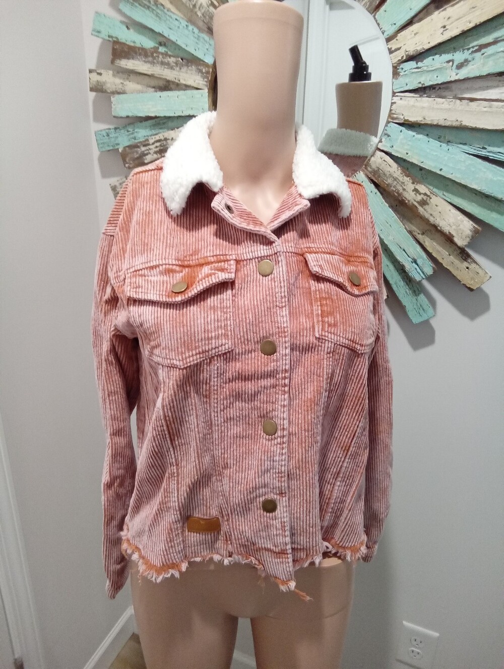 Simply Southern Sz M Rust Pink Corduroy Sherpa Collar Cropped Raw Hem Jacket